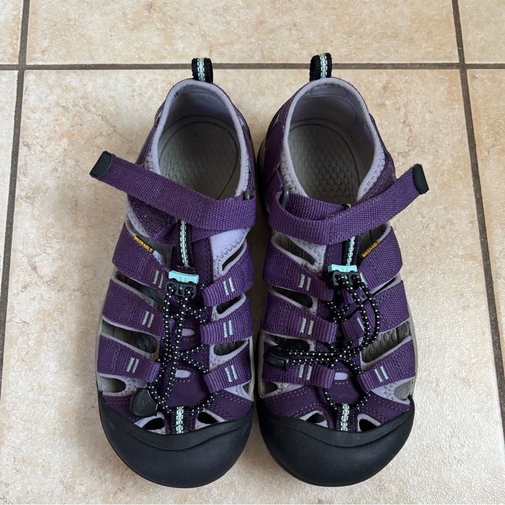 KEEN SHOES